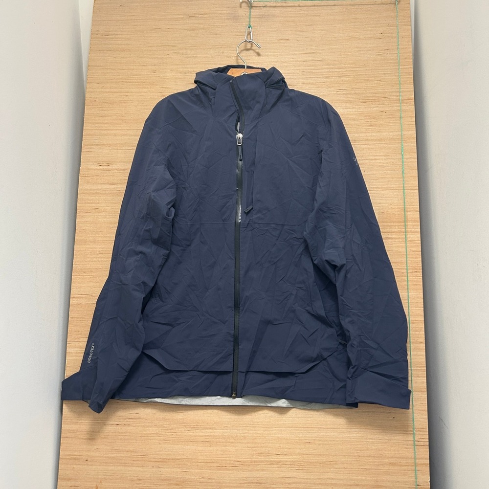 Arcteryx Mens Gore-Tex Hooded Jacket Navy Blue Technical Shell Size Medium
